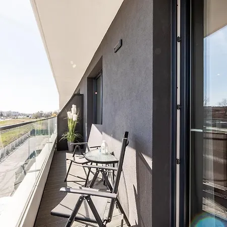 Horyzont -baltycka2 - Sauna & Fitness - Sniadania Apartment Kolobrzeg